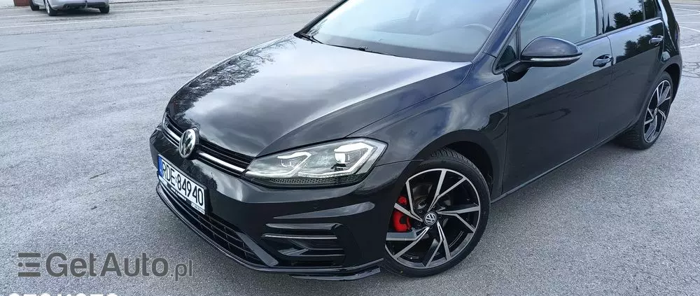 VOLKSWAGEN Golf 1.5 eTSI OPF DSG R-Line