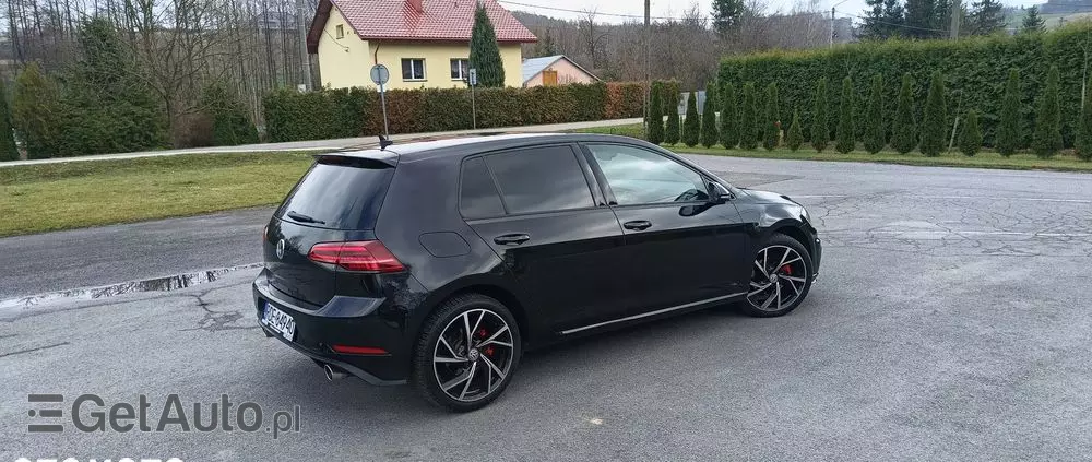 VOLKSWAGEN Golf 1.5 eTSI OPF DSG R-Line