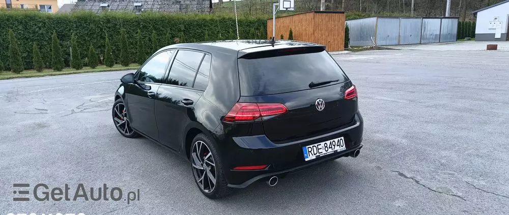 VOLKSWAGEN Golf 1.5 eTSI OPF DSG R-Line