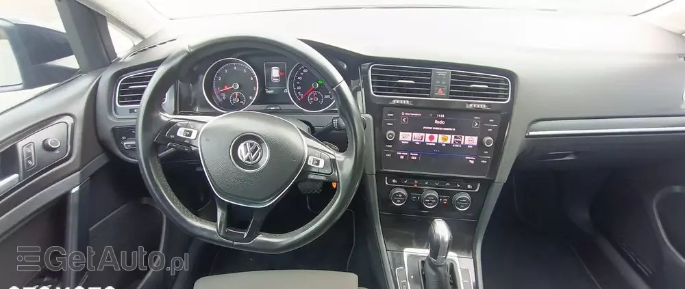 VOLKSWAGEN Golf 1.5 eTSI OPF DSG R-Line