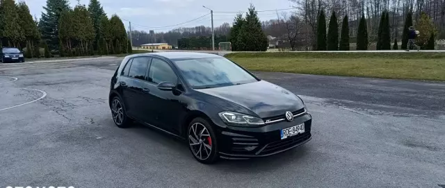 VOLKSWAGEN Golf 1.5 eTSI OPF DSG R-Line