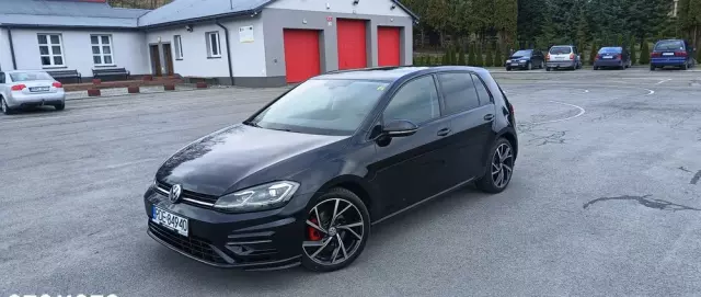 VOLKSWAGEN Golf 1.5 eTSI OPF DSG R-Line