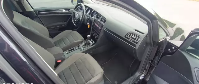 VOLKSWAGEN Golf 1.5 eTSI OPF DSG R-Line