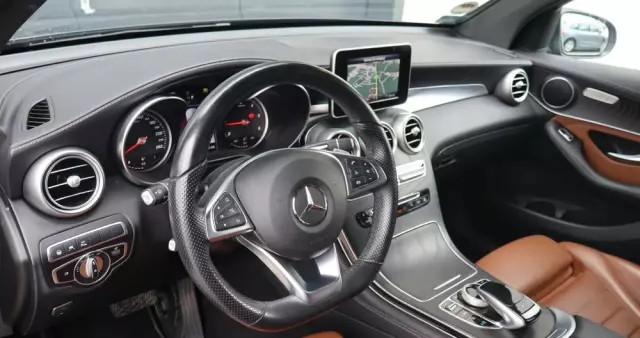 MERCEDES-BENZ GLC 220 d 4-Matic