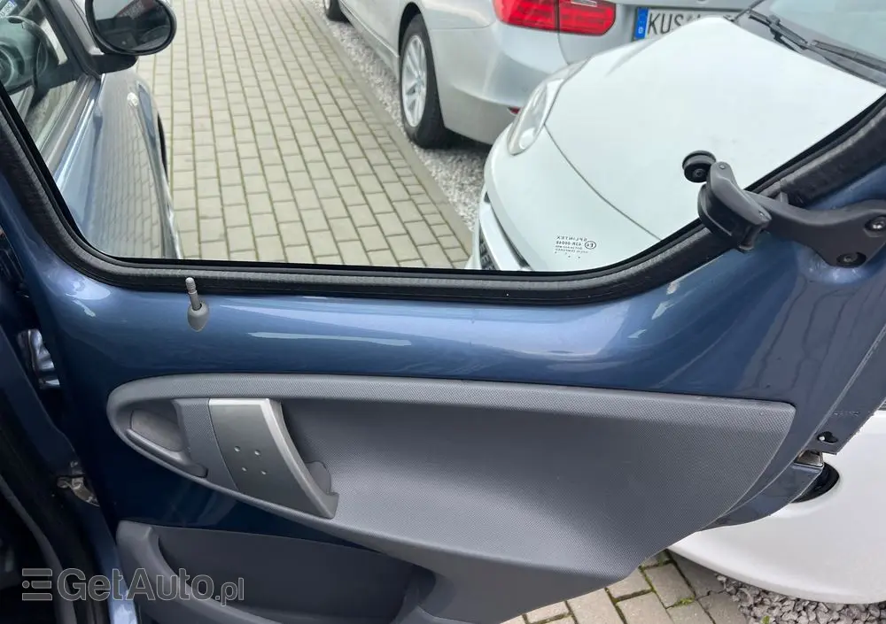 TOYOTA Aygo 1.0 VVT-i Active