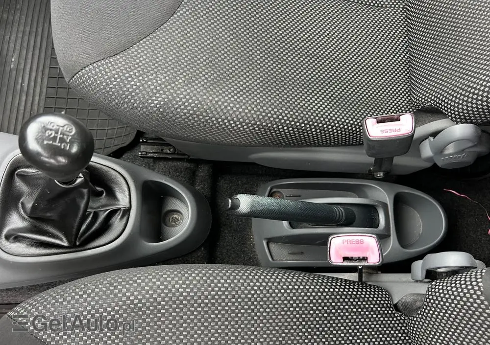 TOYOTA Aygo 1.0 VVT-i Active