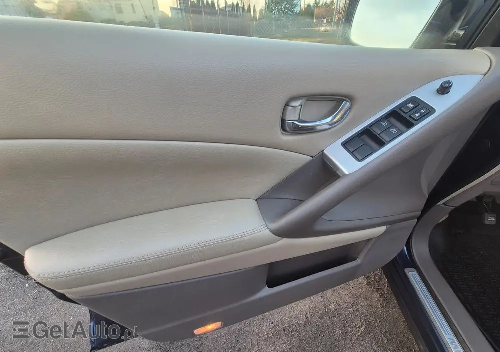 NISSAN Murano 3.5 Selection