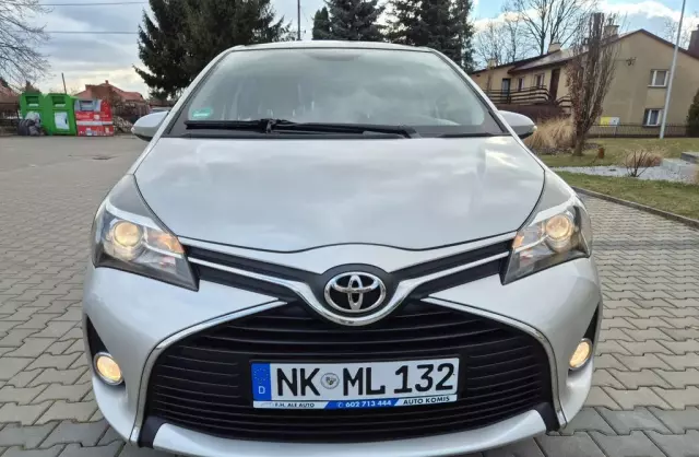 TOYOTA Yaris 