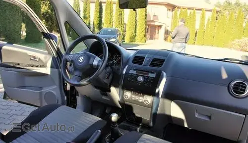 SUZUKI SX4 