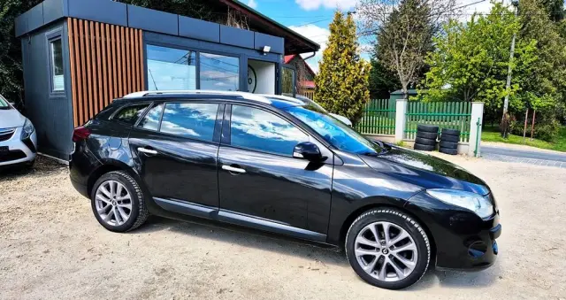 RENAULT Megane 1.6 16V Color Edition