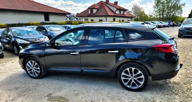 RENAULT Megane 1.6 16V Color Edition