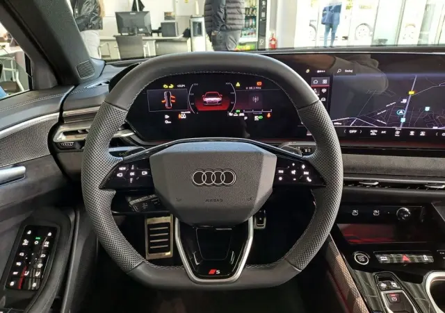 AUDI A6 Limousine 