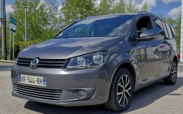VOLKSWAGEN Touran 1.6 TDI DPF BlueMotion Technology STYLE