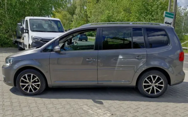 VOLKSWAGEN Touran 1.6 TDI DPF BlueMotion Technology STYLE