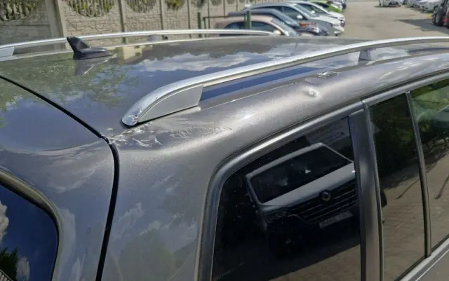 VOLKSWAGEN Touran 1.6 TDI DPF BlueMotion Technology STYLE