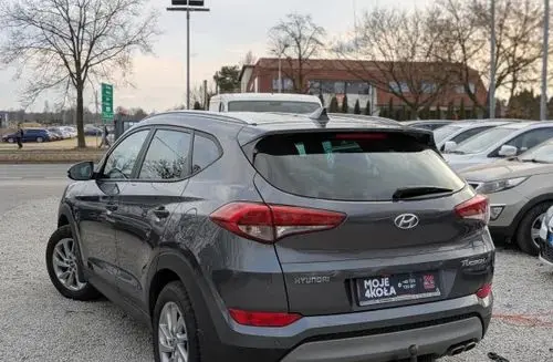 HYUNDAI Tucson 