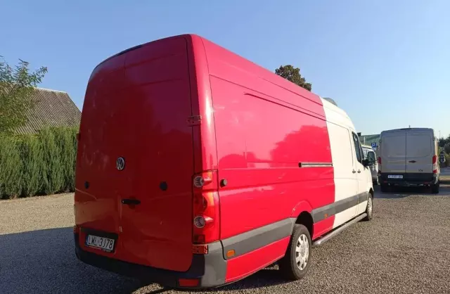 VOLKSWAGEN Crafter 