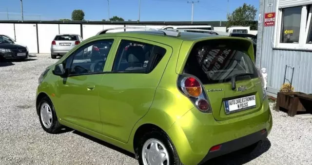 CHEVROLET Spark 
