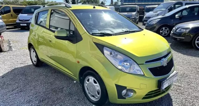CHEVROLET Spark 