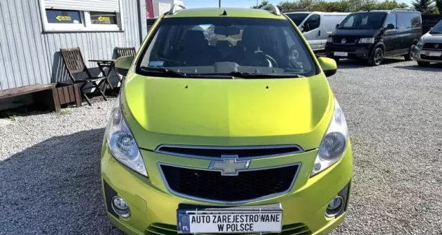 CHEVROLET Spark 