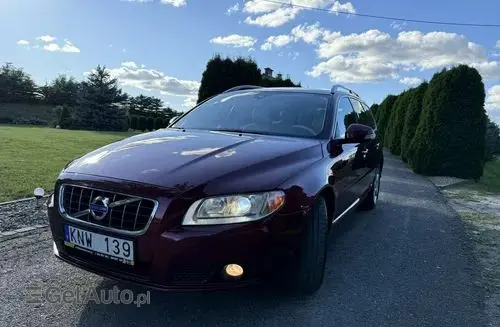 VOLVO V70 