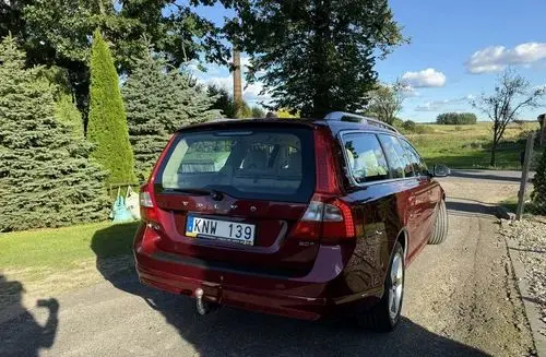VOLVO V70 