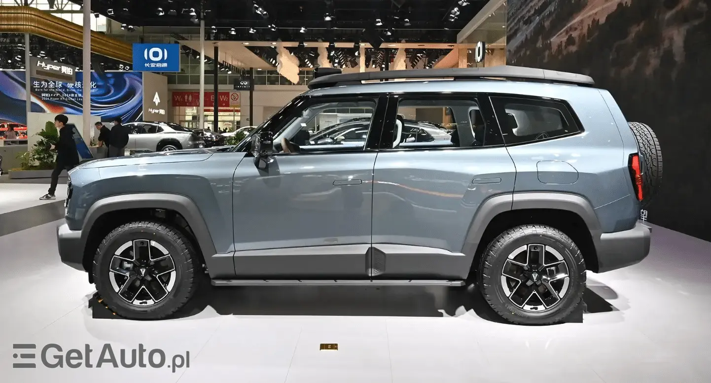 CHANGAN UNI-T Deepal G318