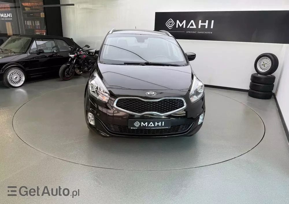 KIA Carens 1.6 GDI Fifa World Cup Edition