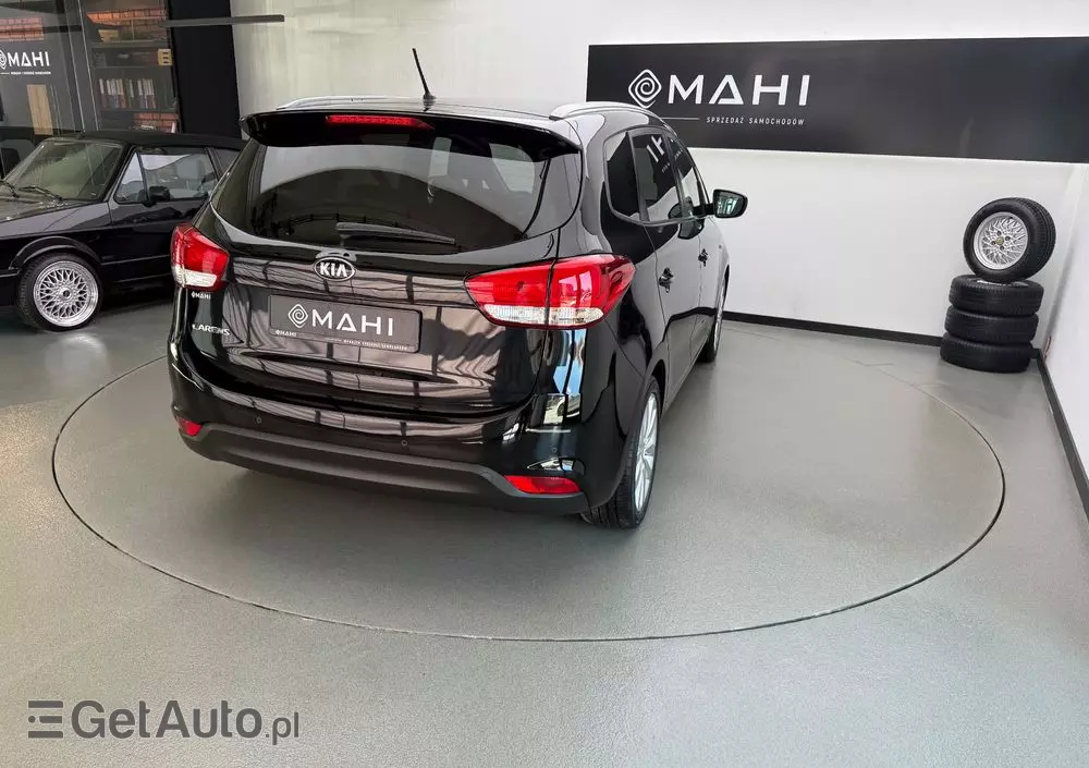 KIA Carens 1.6 GDI Fifa World Cup Edition