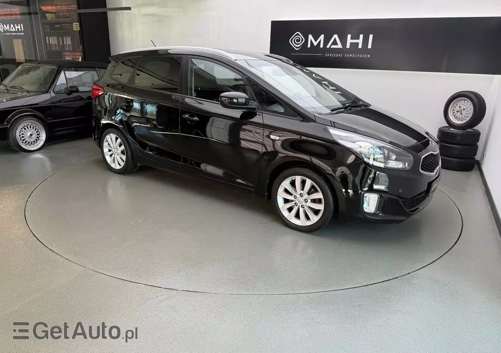 KIA Carens 1.6 GDI Fifa World Cup Edition