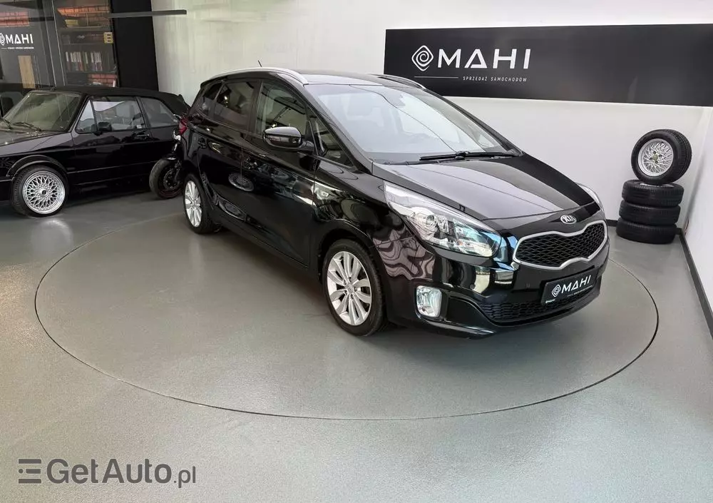 KIA Carens 1.6 GDI Fifa World Cup Edition