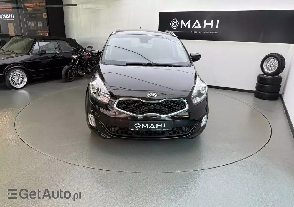 KIA Carens 1.6 GDI Fifa World Cup Edition