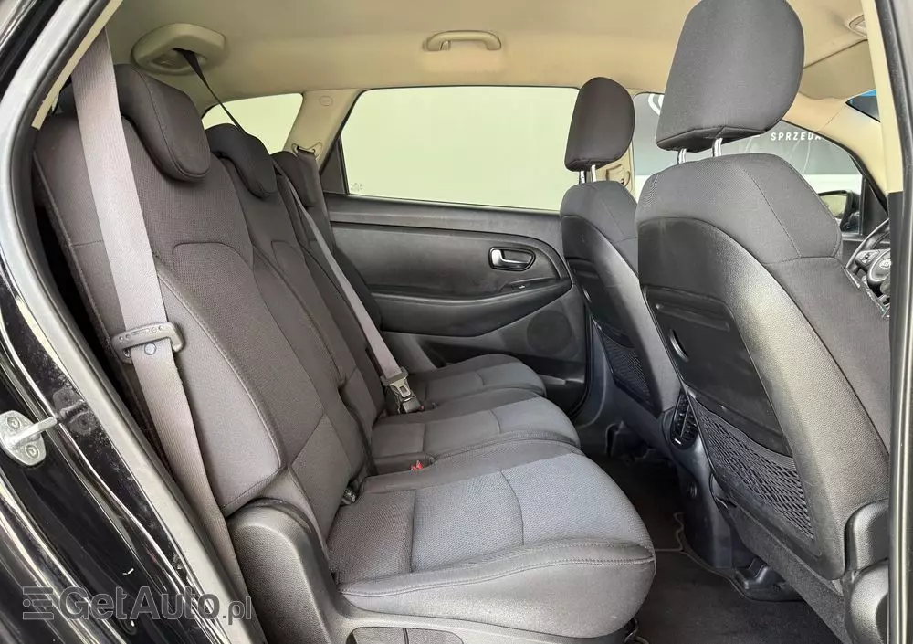 KIA Carens 1.6 GDI Fifa World Cup Edition