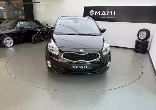 KIA Carens 1.6 GDI Fifa World Cup Edition