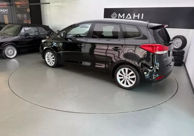 KIA Carens 1.6 GDI Fifa World Cup Edition