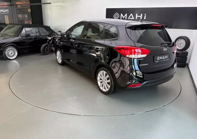 KIA Carens 1.6 GDI Fifa World Cup Edition