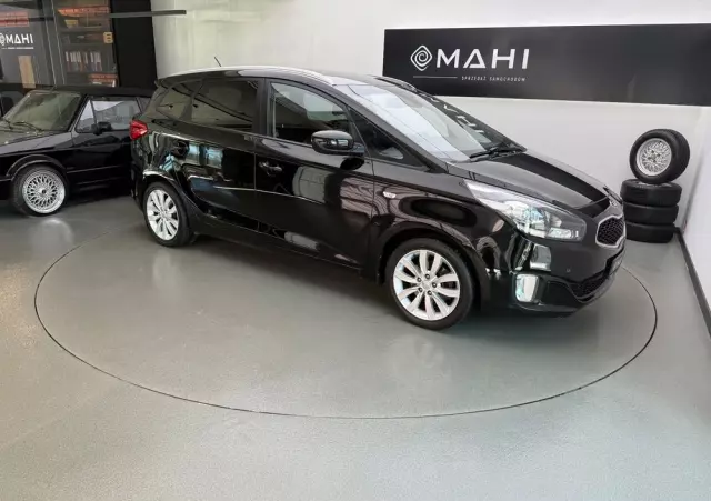 KIA Carens 1.6 GDI Fifa World Cup Edition