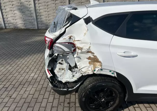 HYUNDAI Tucson 1.6 T-GDi Premium 4WD DCT