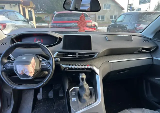 PEUGEOT 3008 PureTech 130 Stop & Start Allure