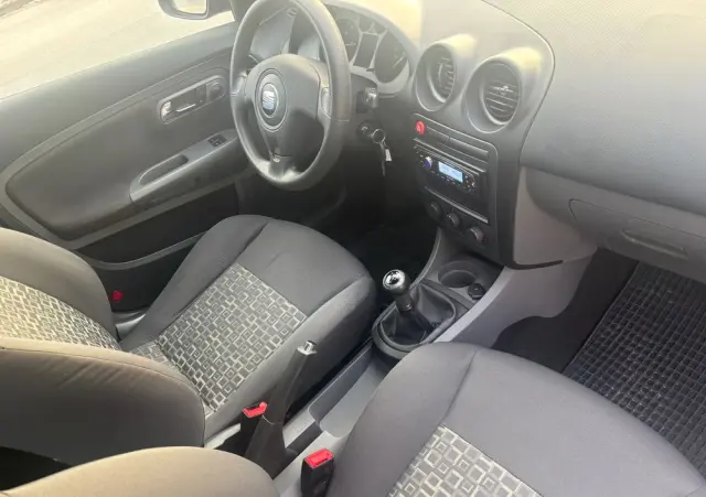 SEAT Ibiza Ver-1-2-12v-stylance