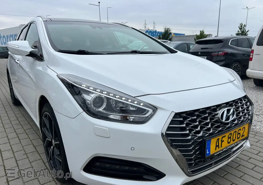 HYUNDAI I40 Kombi blue 1.6 CRDi DCT Space Plus