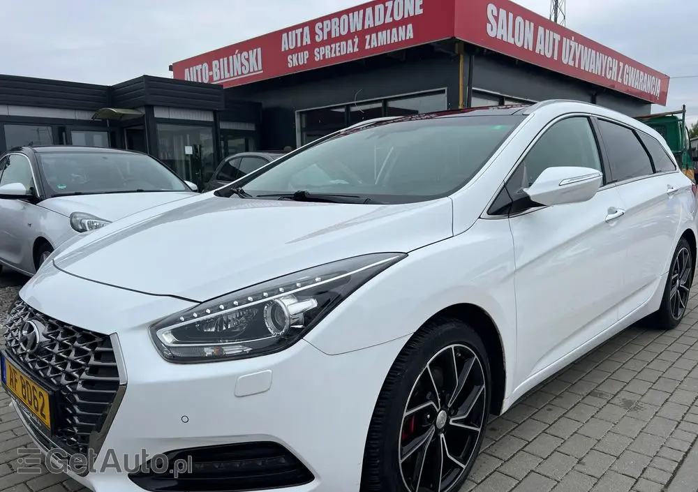 HYUNDAI I40 Kombi blue 1.6 CRDi DCT Space Plus