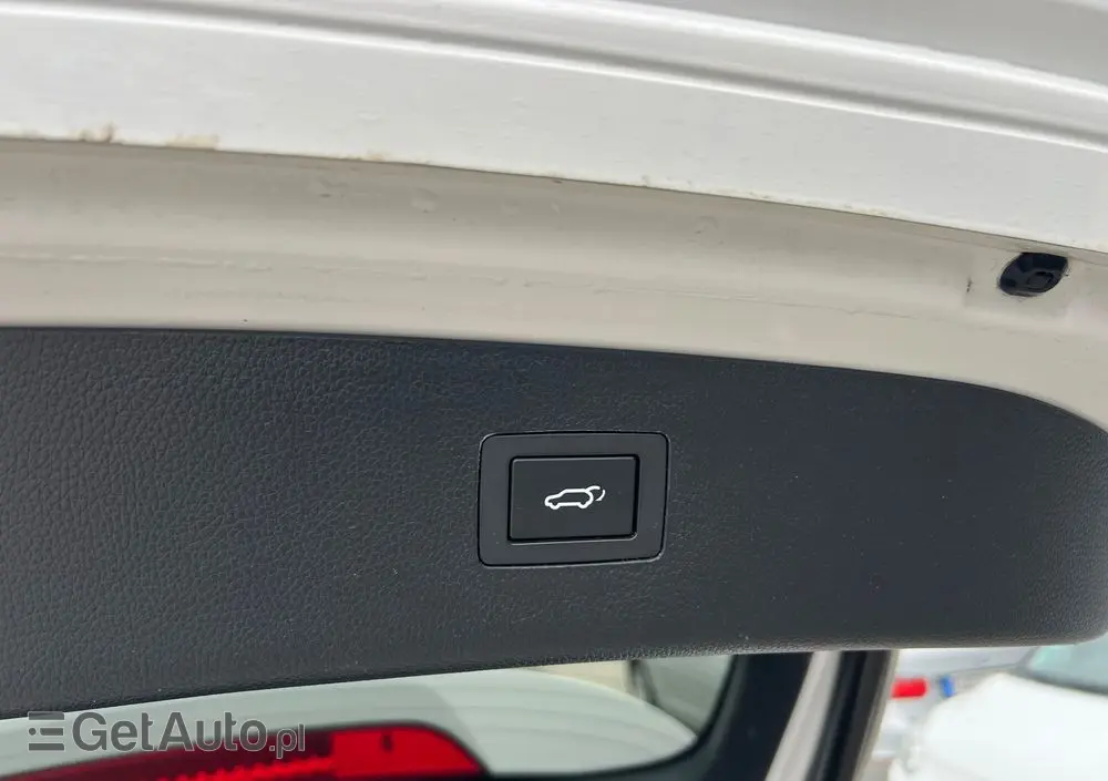 HYUNDAI I40 Kombi blue 1.6 CRDi DCT Space Plus