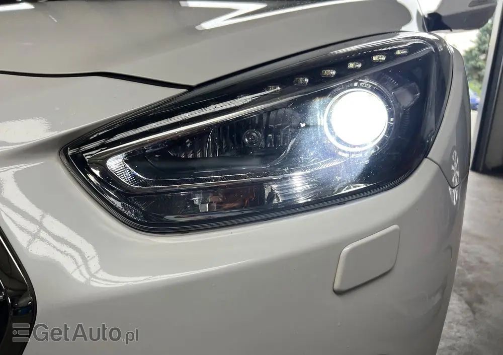 HYUNDAI I40 Kombi blue 1.6 CRDi DCT Space Plus