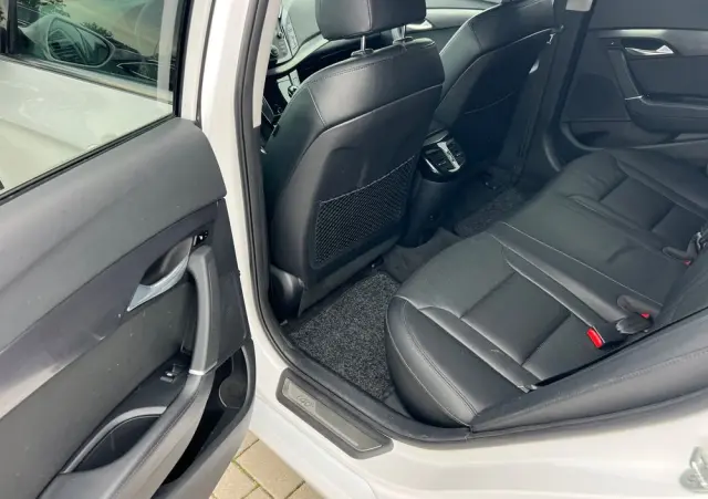 HYUNDAI I40 Kombi blue 1.6 CRDi DCT Space Plus