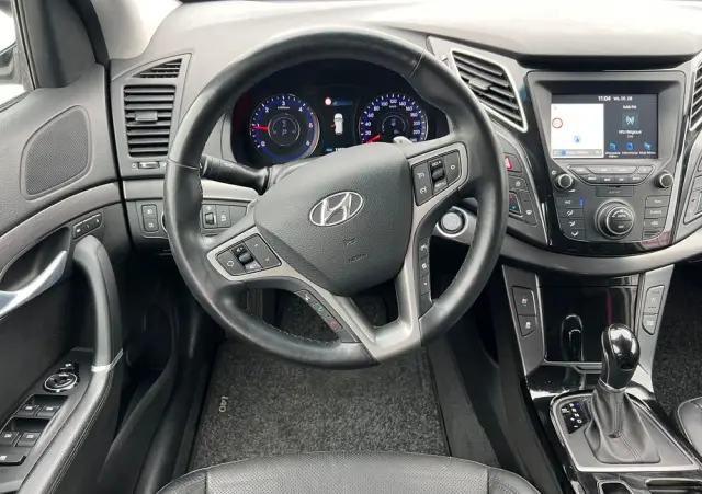 HYUNDAI I40 Kombi blue 1.6 CRDi DCT Space Plus