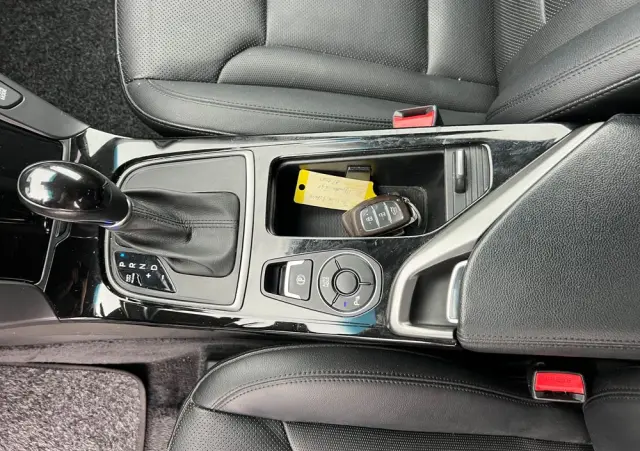 HYUNDAI I40 Kombi blue 1.6 CRDi DCT Space Plus