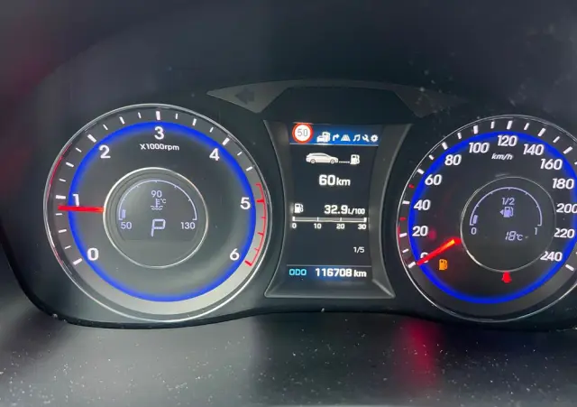 HYUNDAI I40 Kombi blue 1.6 CRDi DCT Space Plus