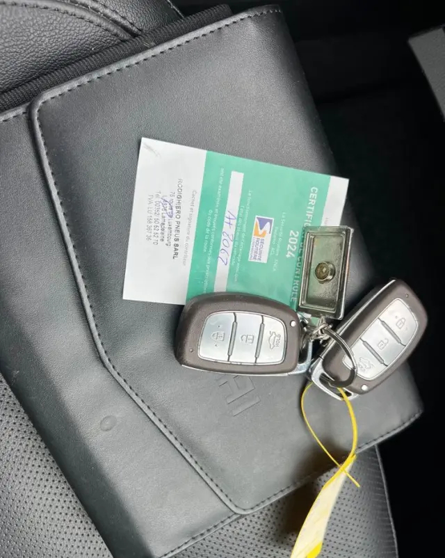 HYUNDAI I40 Kombi blue 1.6 CRDi DCT Space Plus