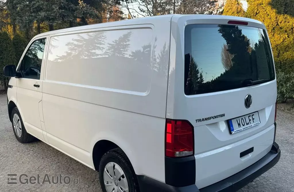 VOLKSWAGEN TRANSPORTER 
